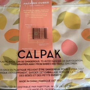 NWT set of 3 Packing Cubes